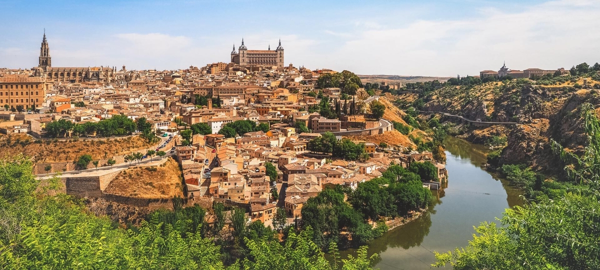 Toledo y Puy du Fou