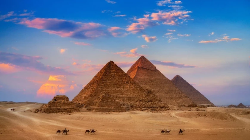 Nilo y Abu Simbel