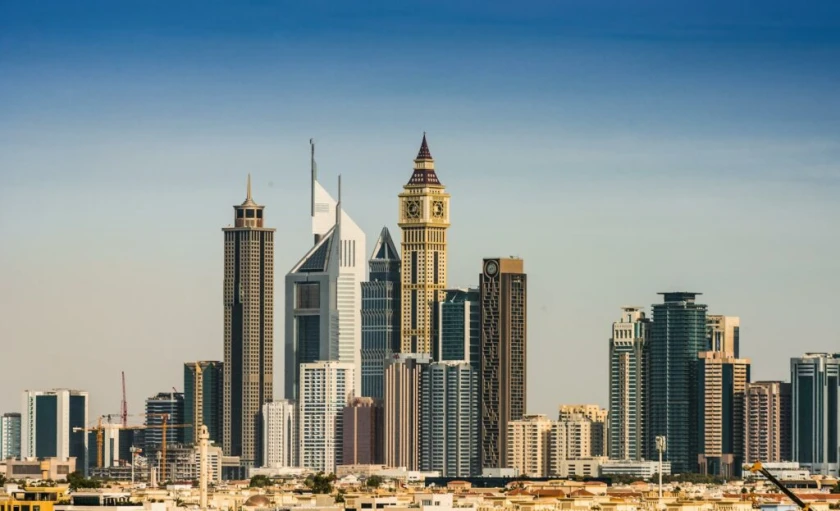 Dubai de Plata 25-26