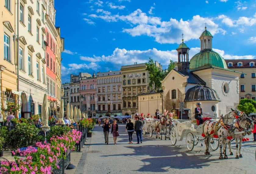 Polonia al descubierto